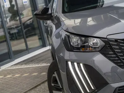 Peugeot 2008, letnik 2023 – slika 4